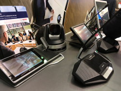 Конференц-система Bosch на 14 участников, 1 председателя, с озвучиванием помещения до 50кв.м., возможность видеоотображения выступающего с автоматическим наведением, а также синхроперевод для участников -anons