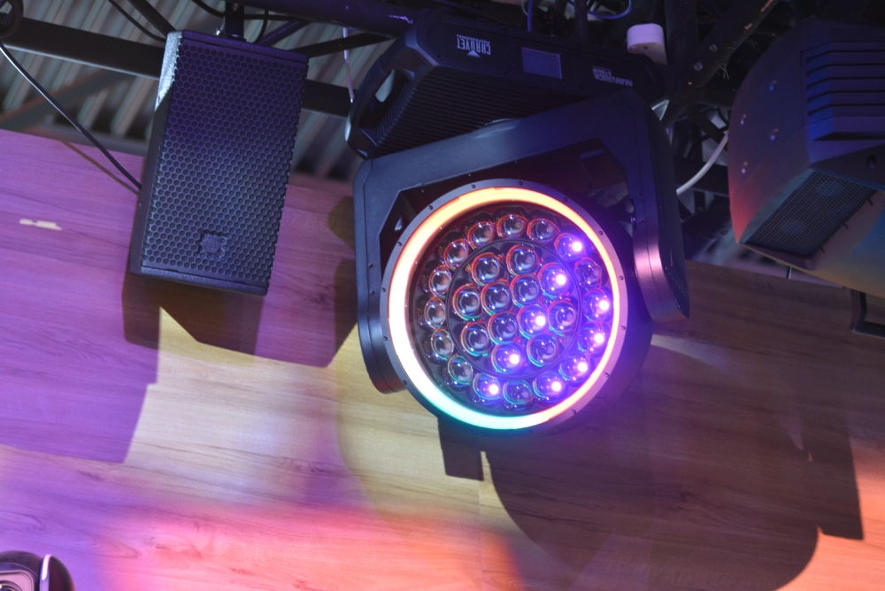 Акустические системы EM Acoustics R5 и EMS-61 | Hi-Tech Media представляет театр современных технологий на Light+Audio Tec 25, foto-13