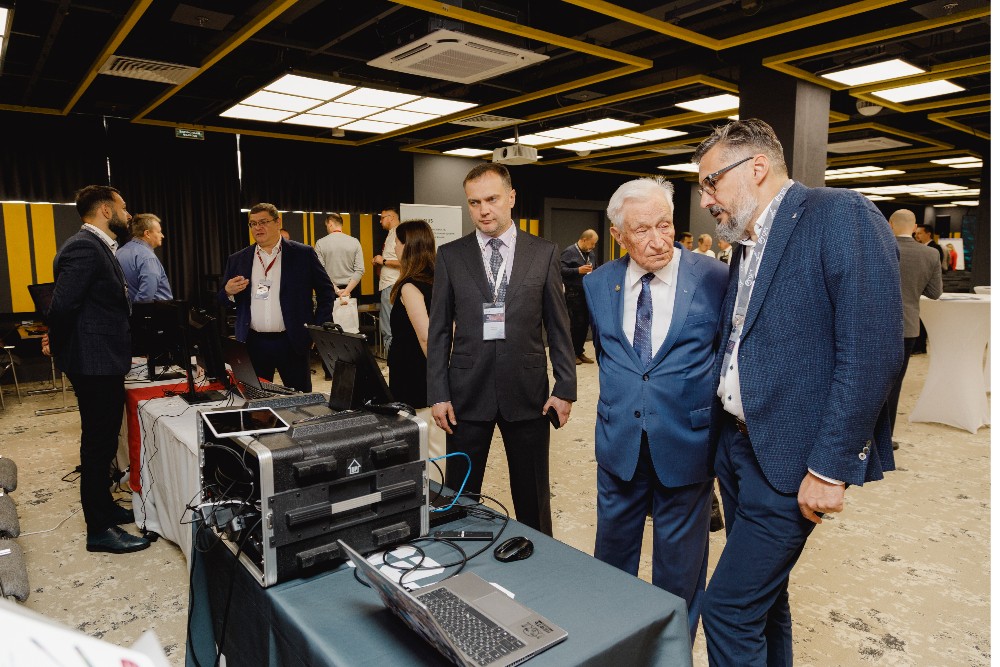 В новое измерение технологий с Hi-Tech Media, фото-20