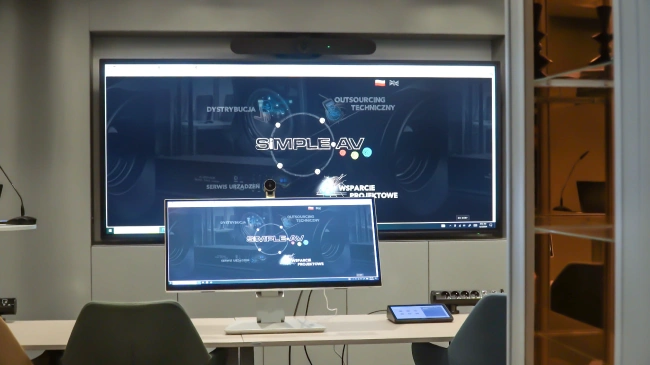 L'Oréal создает современное офисное пространство с дисплеями Pana, фото-11