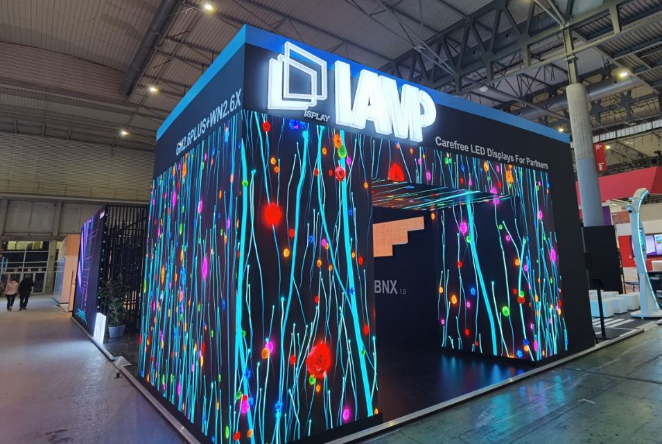 ise2022 unilumin фото 3