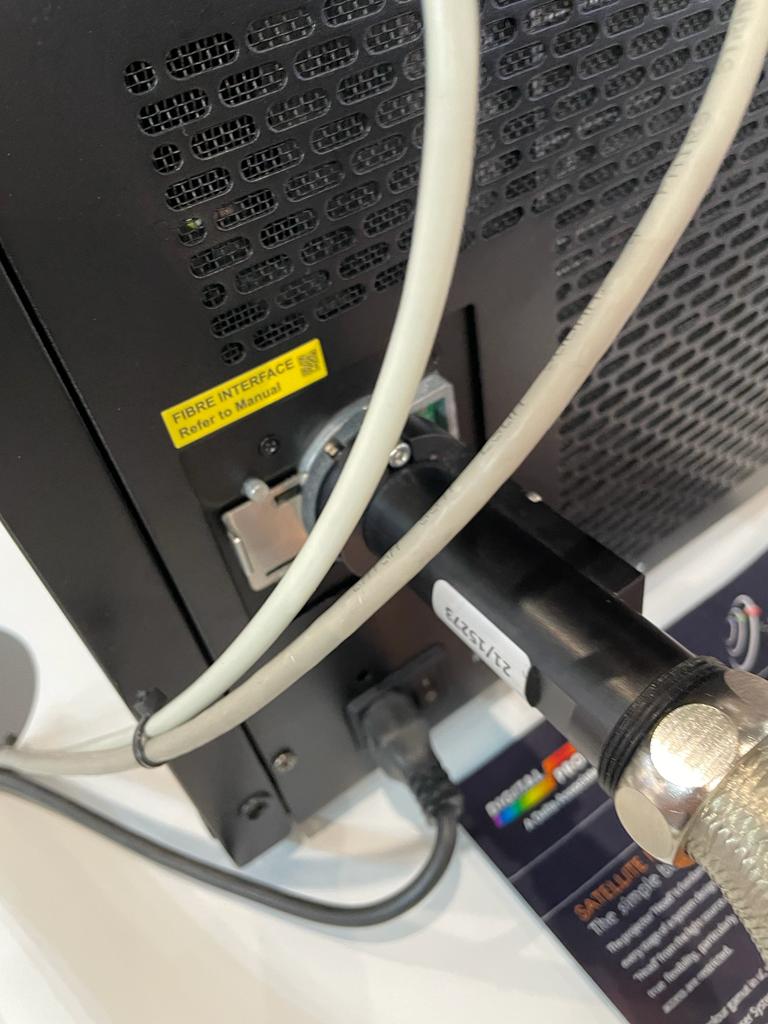 Digital Projection проектор Insight 8K (7680*4320). 37000 Lumen.